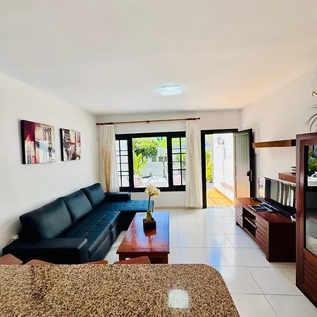 Tagoror Lanzarote 卡门港